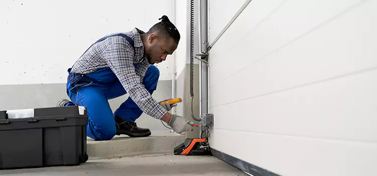 Expert Solutions for Every Garage Lock Need in Farmington Hills, MI